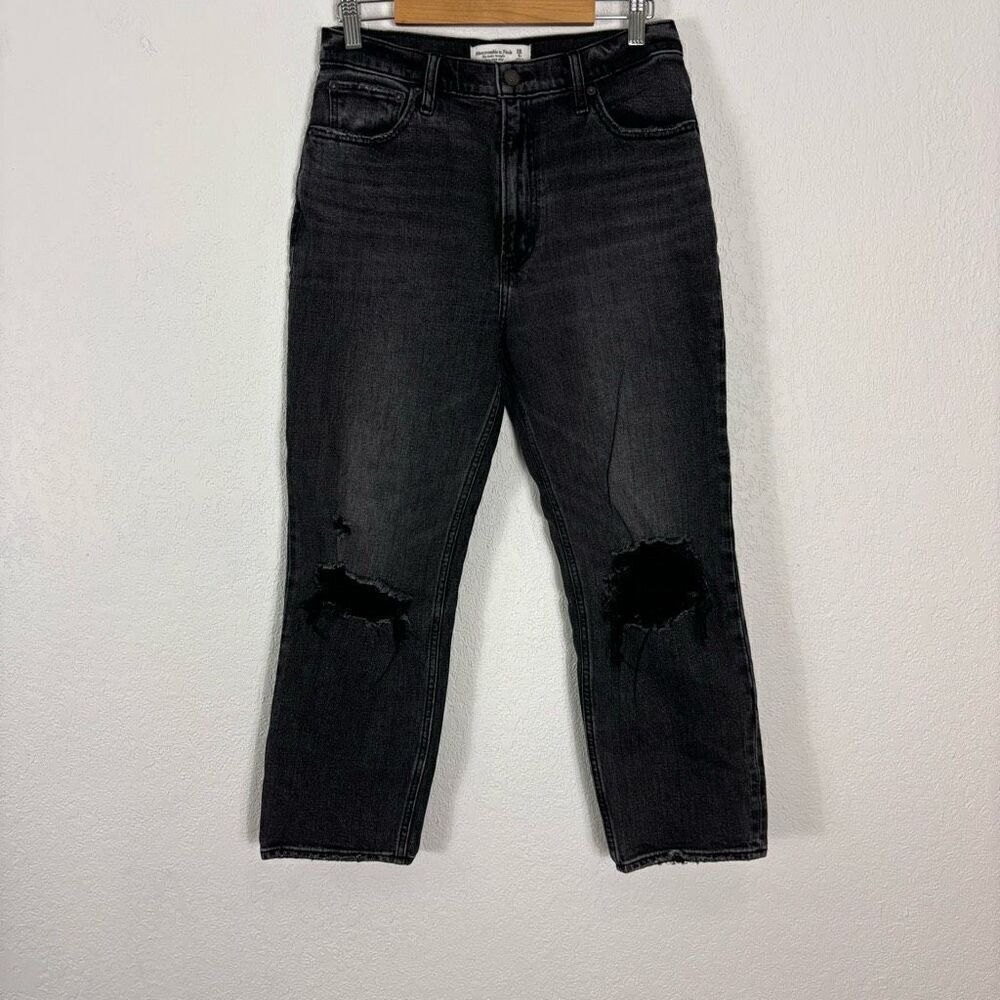 Abercrombie & Fitch Black Ultra High Rise Distressed The Ankle Straight Leg 6S